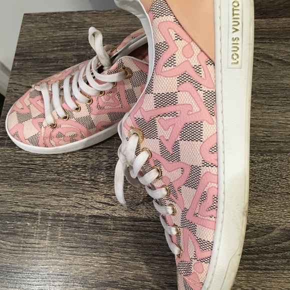Louis Vuitton Tahitian sneakers - Picture 6 of 6